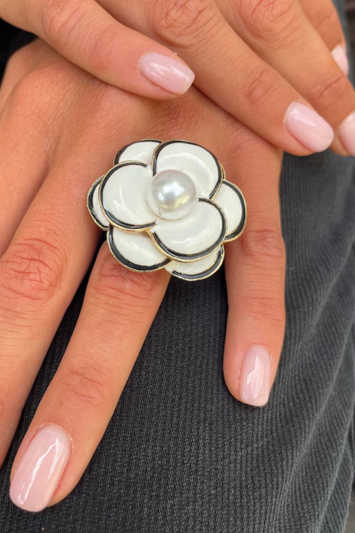 The Camellia Ring