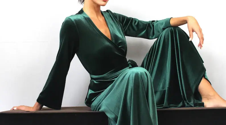 Velvet Dressing Gown in Emerald Green- Velvet Jumpsuit-Jumpsuit Women-Sexy Jumpsuit-Loungewear-Dressing Gown Women-Lounge Set-Hollywood Robe