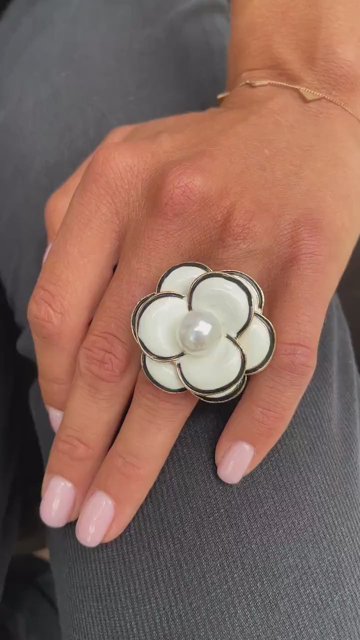 The Camellia Ring